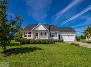216 Sunridge Ln, Pikeville, NC 27863