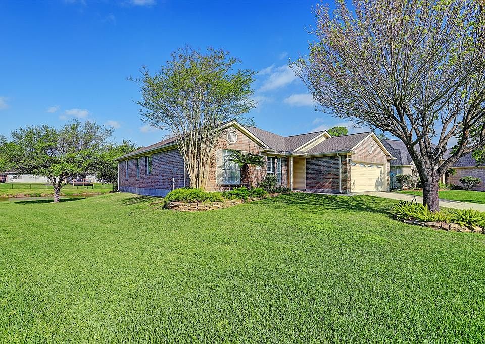 1st image of 3106 Green Leaf Ln