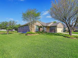 3106 Green Leaf Ln, La Porte, TX 77571