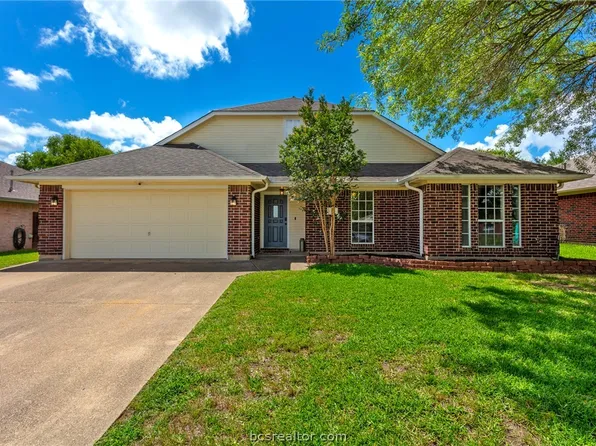 1306 Mullins Loop N, College Station, TX 77845
