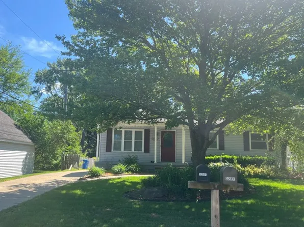 3284 Van Campen Dr, Waterford, MI 48329