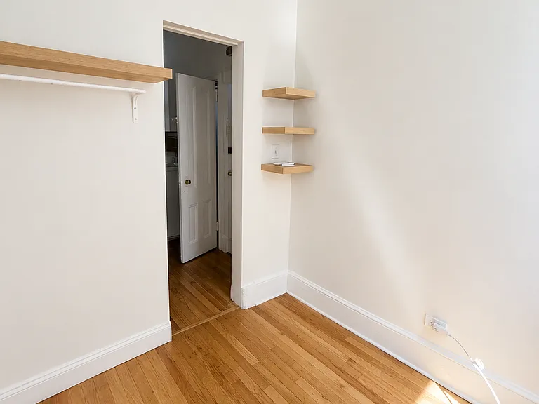 88 W 3rd St #2A — Photo 3