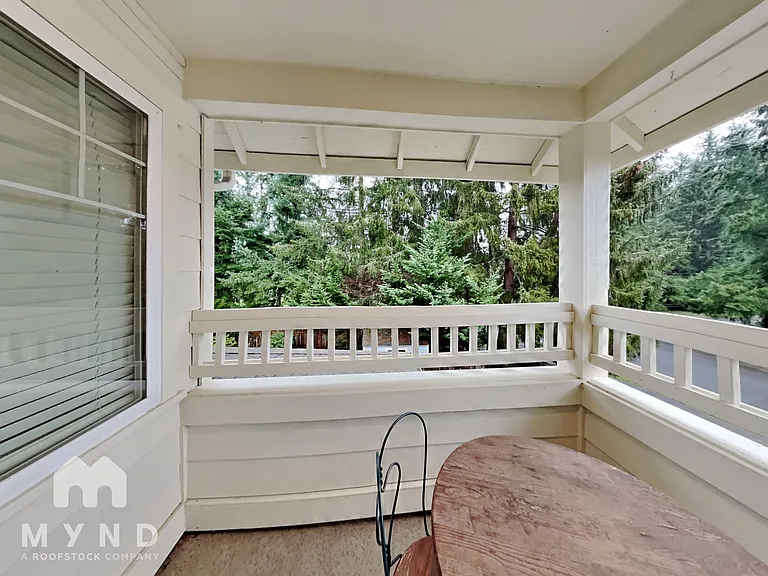 17906 NE 25th St — Photo 16
