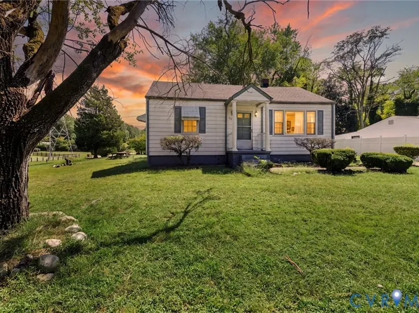 654 Confederate Ave, Petersburg, VA 23803
