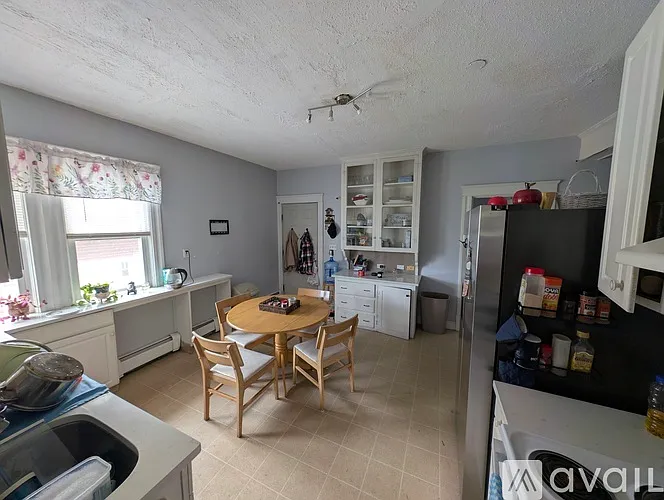 612 S Main St — Photo 10