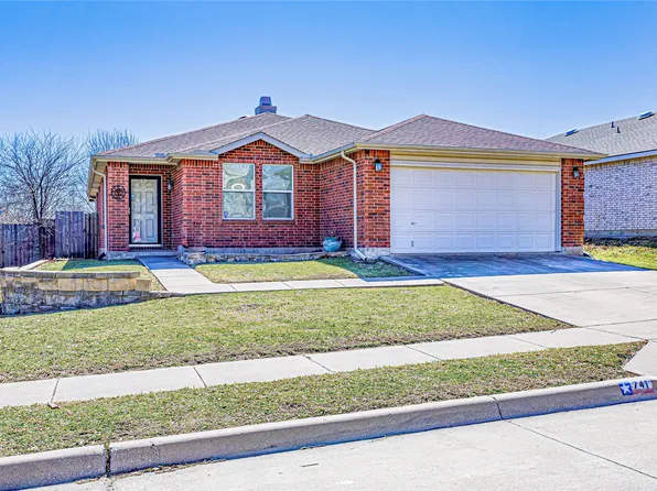 741 Tuscany Trl, Fort Worth, TX 76179