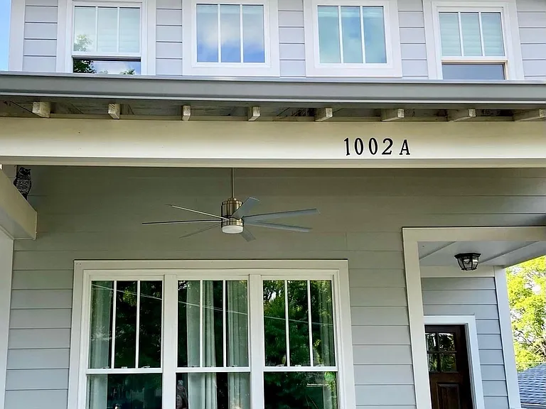 1002A Caldwell Ave — Photo 2