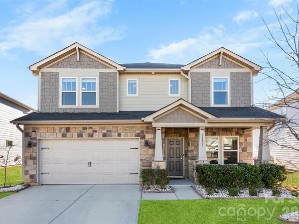 12417 Stoneybrook Station Py, Huntersville, NC 28078