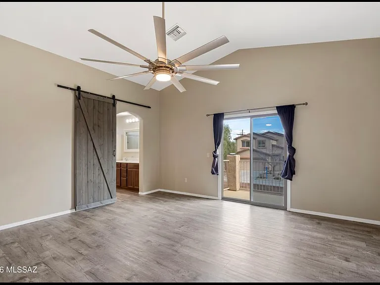 8380 N Weston Pl — Photo 15