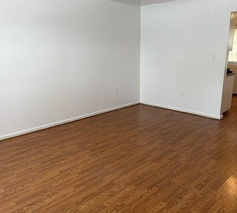 3rd image of 2615 Idlewild Blvd NE #2615