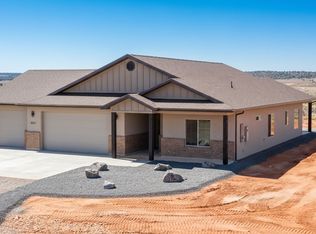 4225 E Blue Sky Cir, Kanab, UT 84741