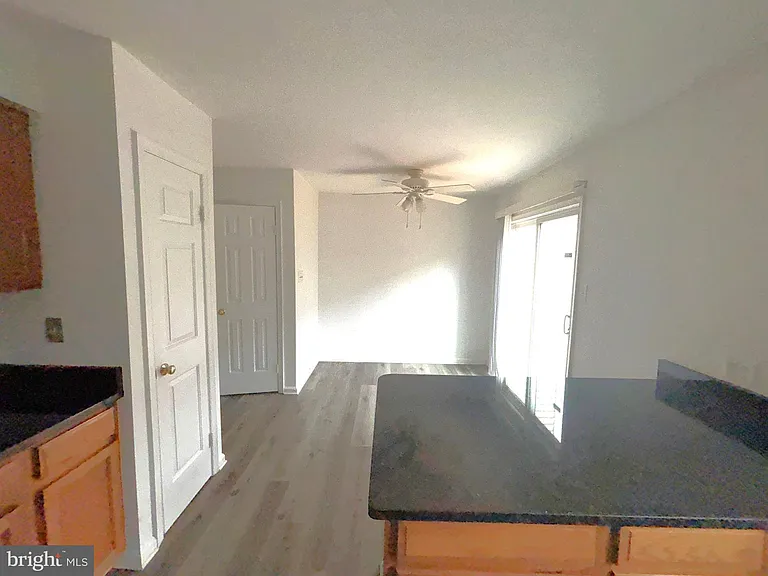 6761 Jenny Leigh Ct — Photo 12