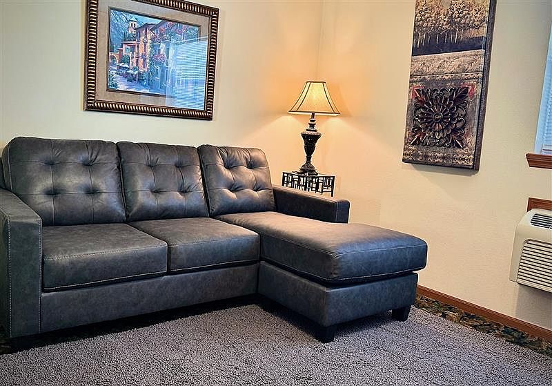 2226 E 8th Street Unit I