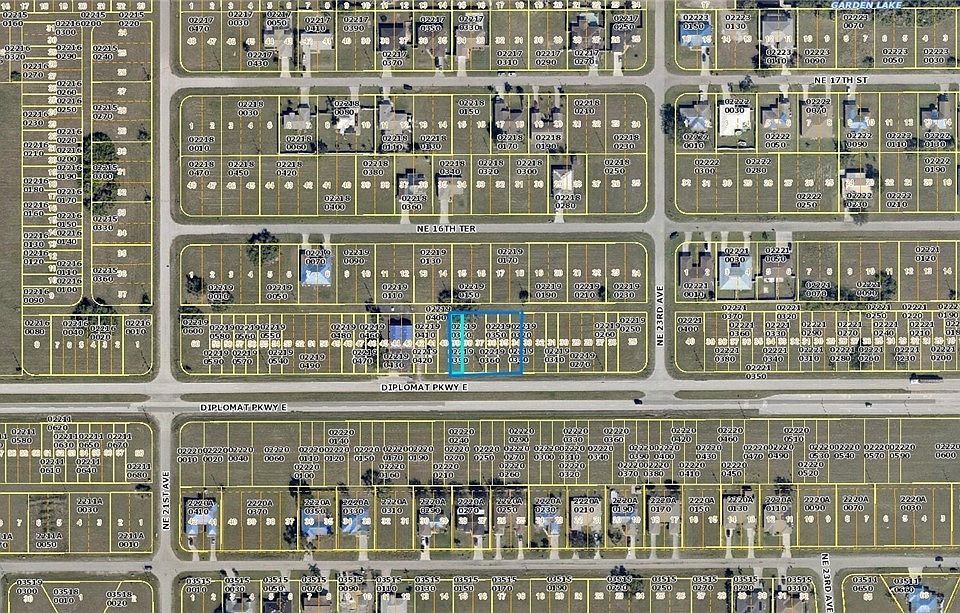 2nd image of 2143-2145 Diplomat Pkwy E #2149