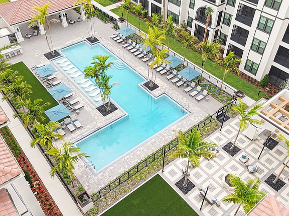 5th image of 604 Vistera Blvd #1237