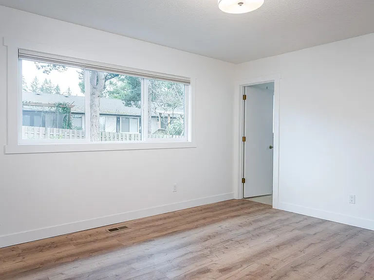 2418 Saddle Ct — Photo 17
