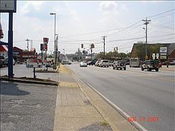 2nd image of 712 N Main St