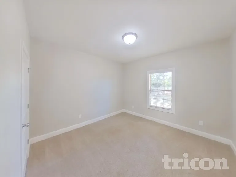 5105 Cloverhill Dr — Photo 18