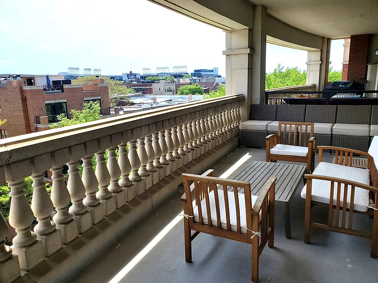 828 W Grace St #611 — Photo 20