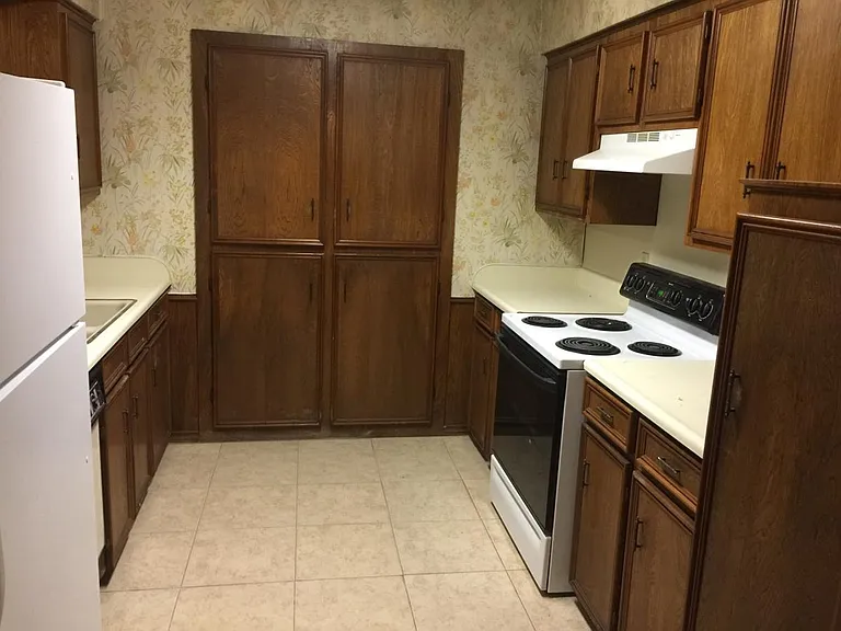 908 Bluebird Dr — Photo 4