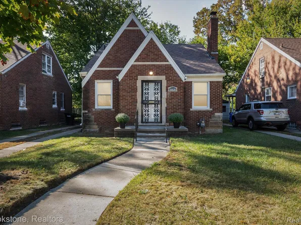 16839 Prevost St, Detroit, MI 48235
