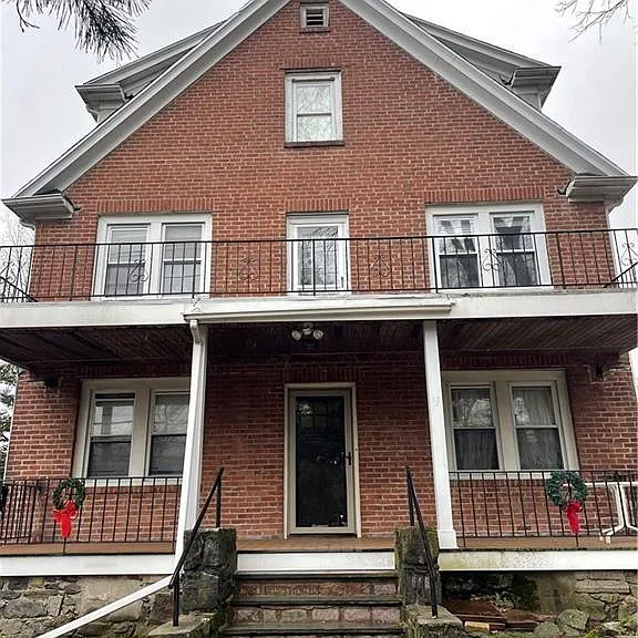 60 Weaver St — Photo 1