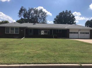 1123 W 34th St S, Wichita, KS 67217