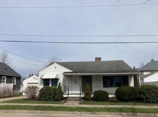 17 Hammond St, Warren, PA 16365