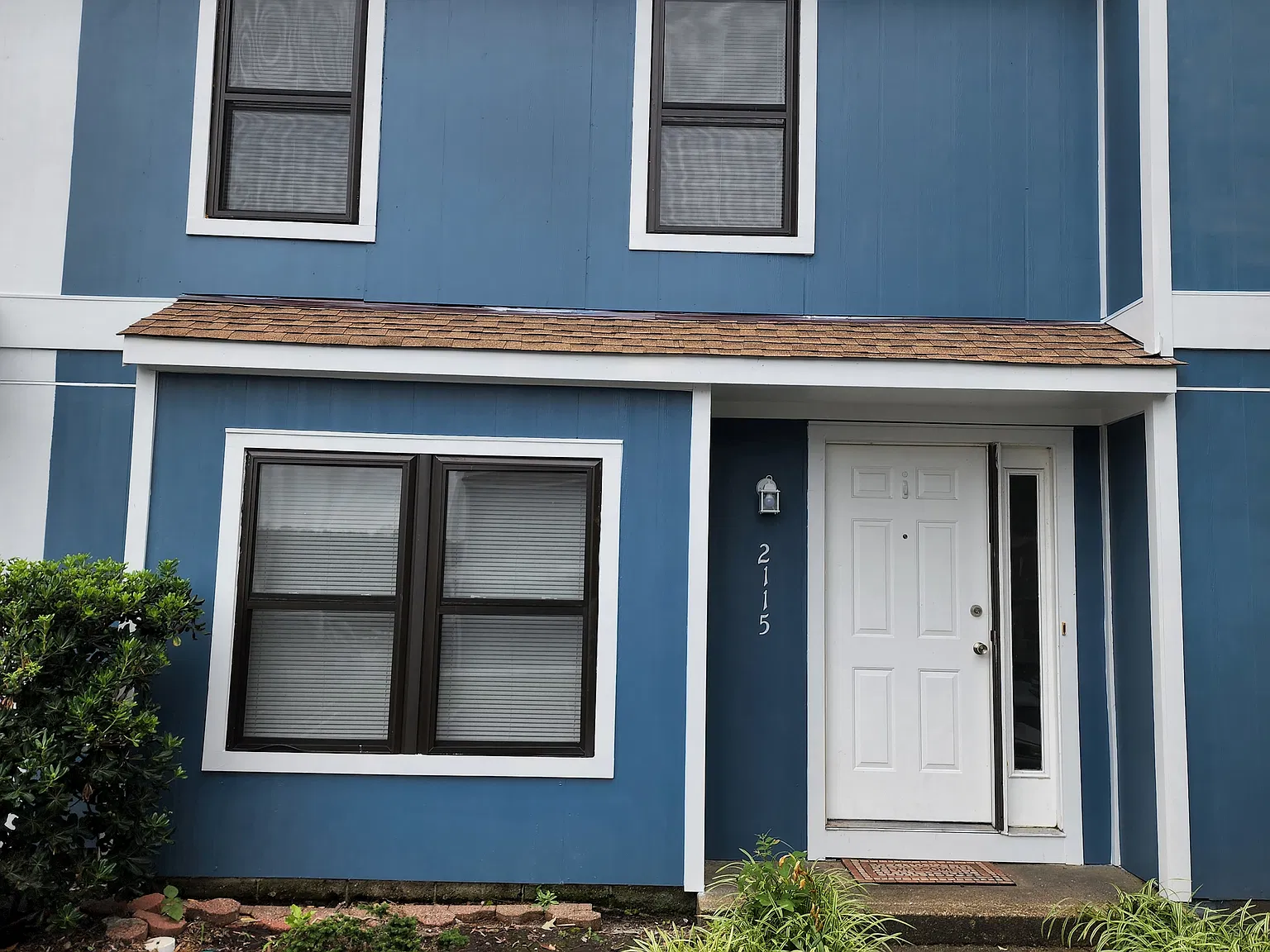 3 bed, 2.5 bath, 1656 sqft, $2,200 — Photo 1