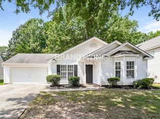 7917 Shiny Meadow Ln, Charlotte, NC 28215