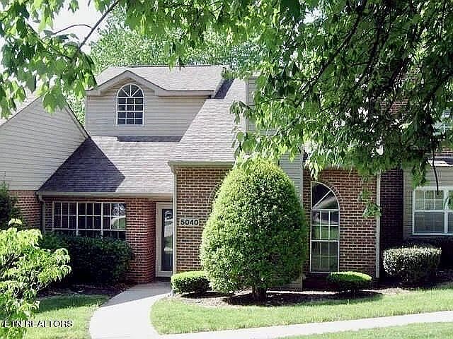 1st image of 5040 Griffins Gate Ln