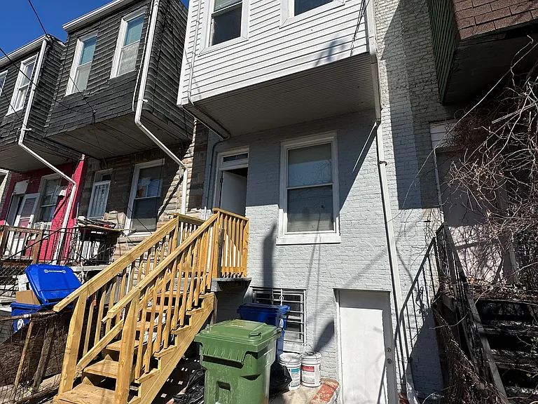 1645 Cliftview Ave — Photo 3