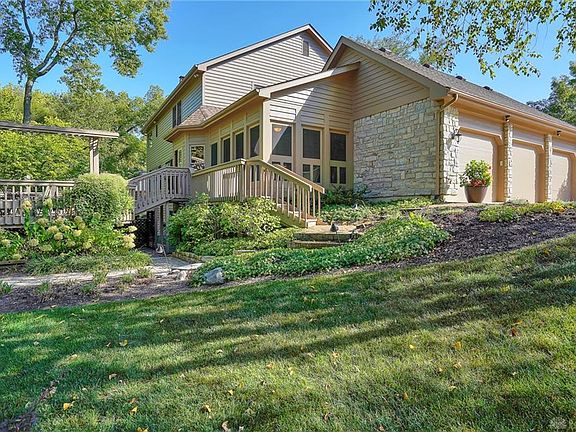 4th image of 1521 Waterbury Woods Ln