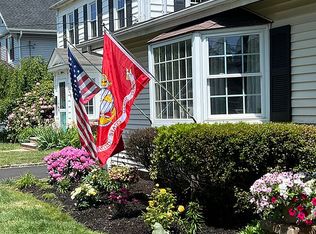 20 Academy Rd, Morris Plains, NJ 07950