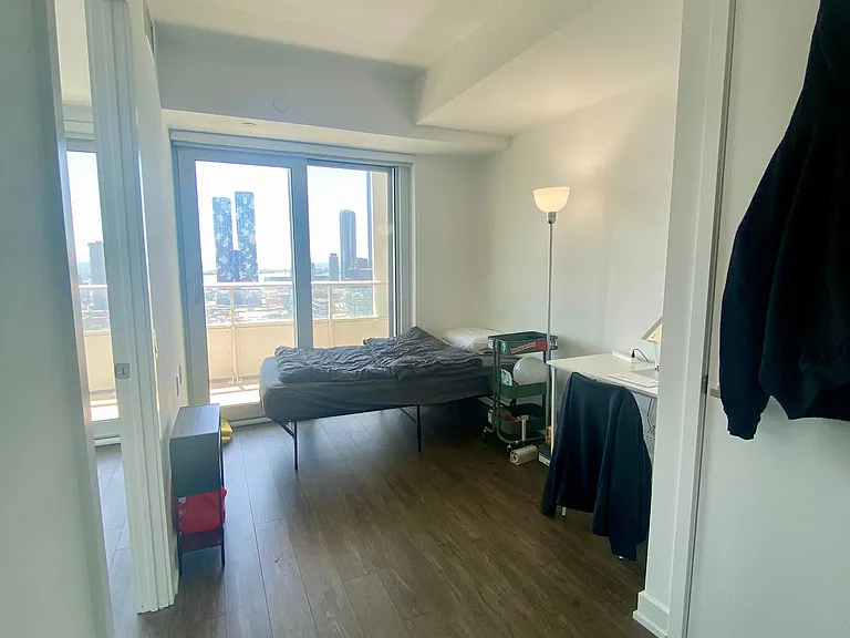 88 Queen St E #3103 — Photo 9