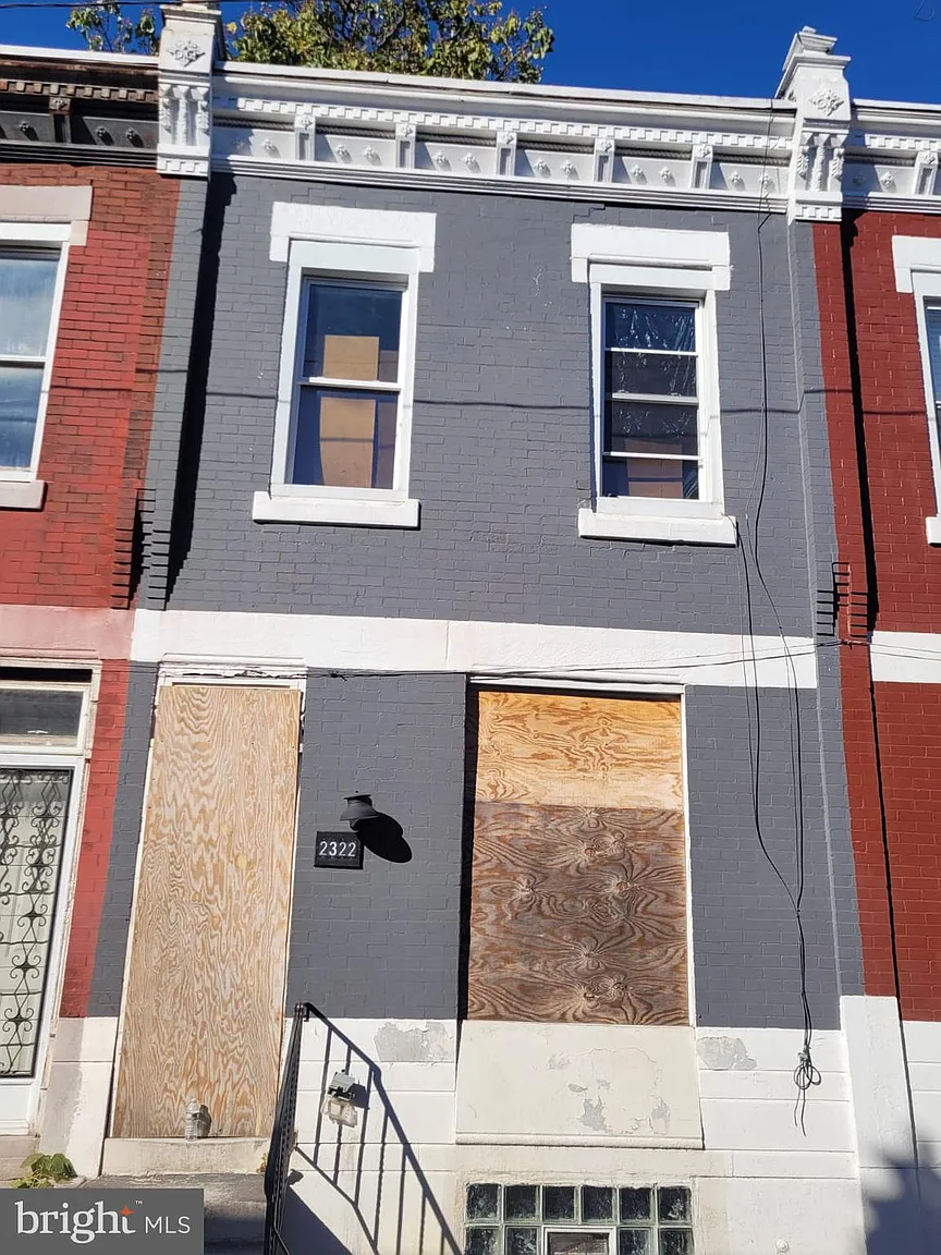 2322 N Gratz St photo 1