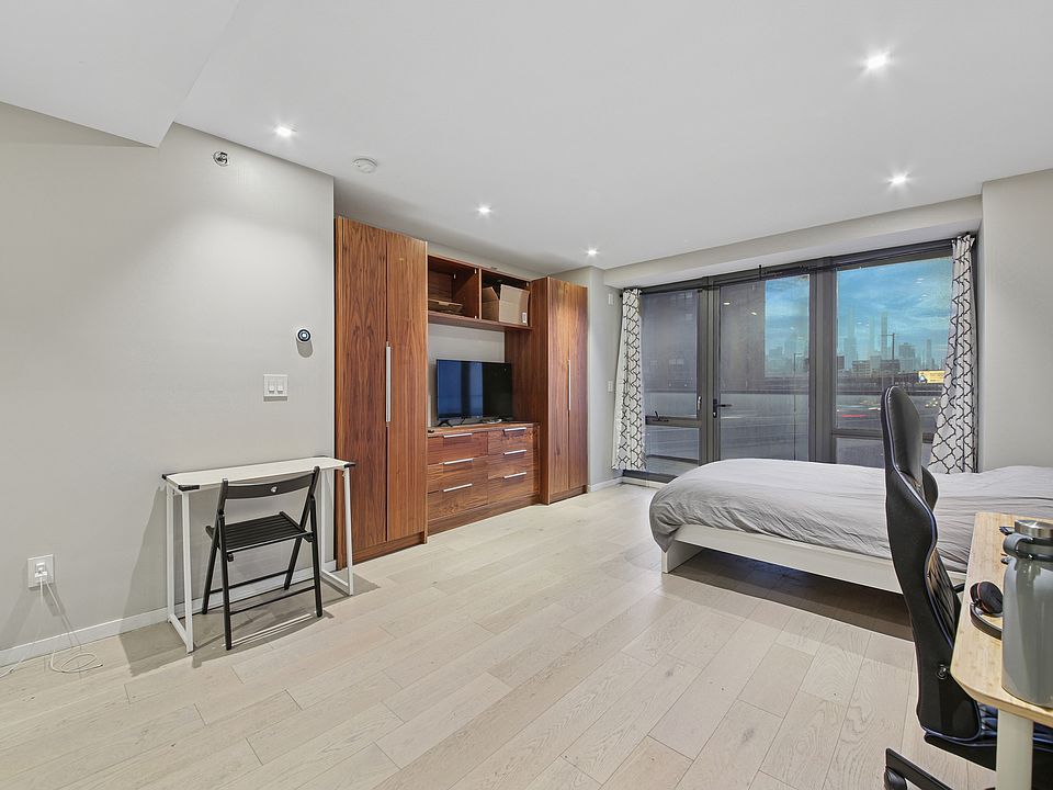 1st image of 42-50 27th St #4D