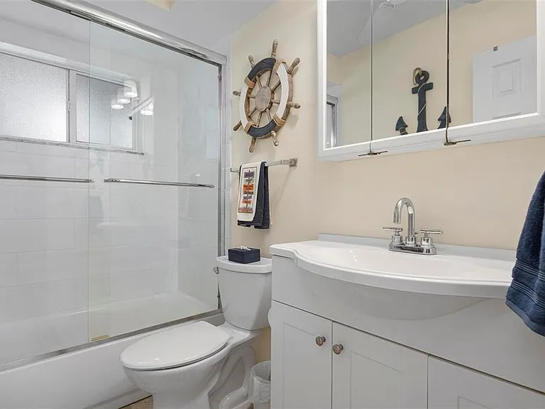 3808 Gulf Of Mexico Dr #E205 — Photo 27