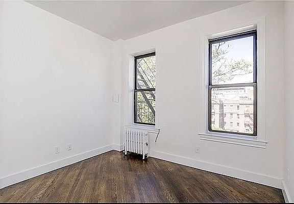 3rd image of 119 W 15th St #4RE