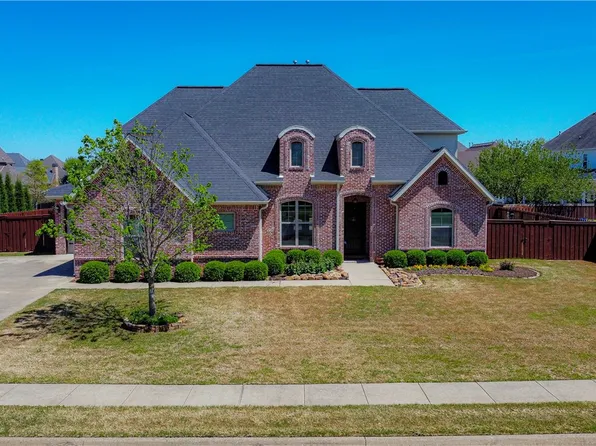 6113 S 28th St, Rogers, AR 72758