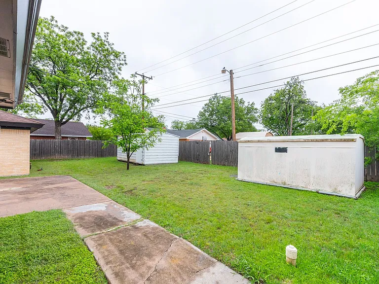 3409 High Meadows Dr — Photo 37