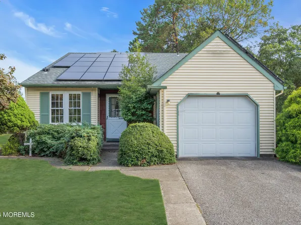 48 Birchwood Drive #50, Whiting, NJ 08759