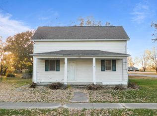 185 N Park St, Hoyleton, IL 62803