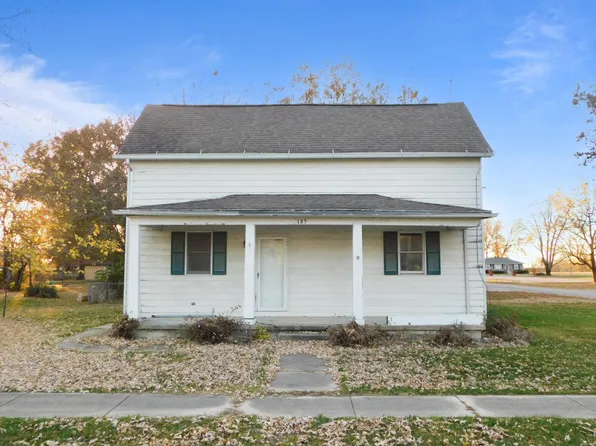 185 N Park St, Hoyleton, IL 62803