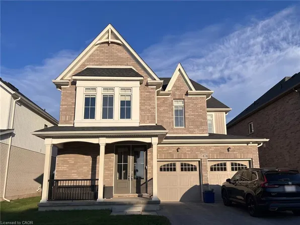 7474 Sherrilee Cres, Niagara Falls, ON L2H 3T4