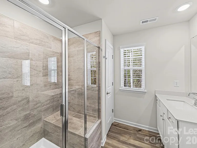 1104 Bandon Dr — Photo 30