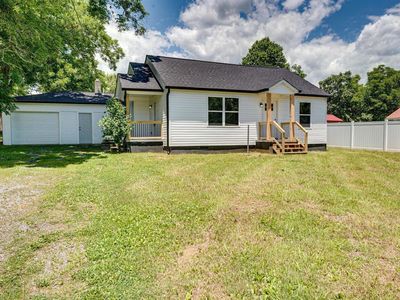 203 E Main St, Englewood, TN, 37329