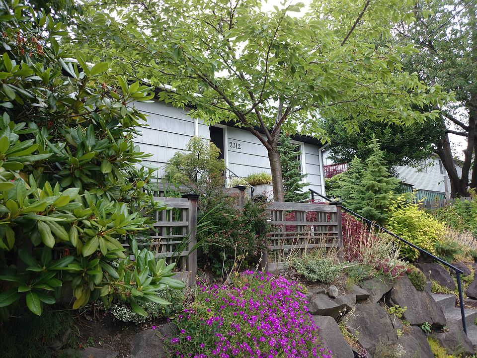 2nd image of 2712 NW 65th St