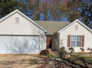16200 Circlegreen Dr, Charlotte, NC 28273