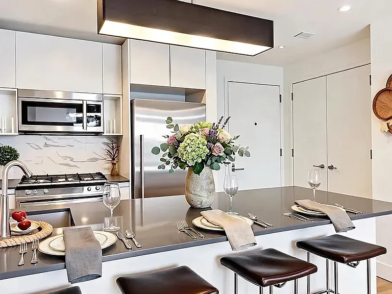 595 Baltic St #6G — Photo 4